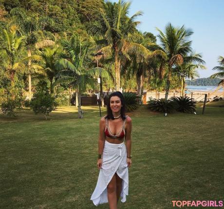 Larissa nude leaked OnlyFans photo #7