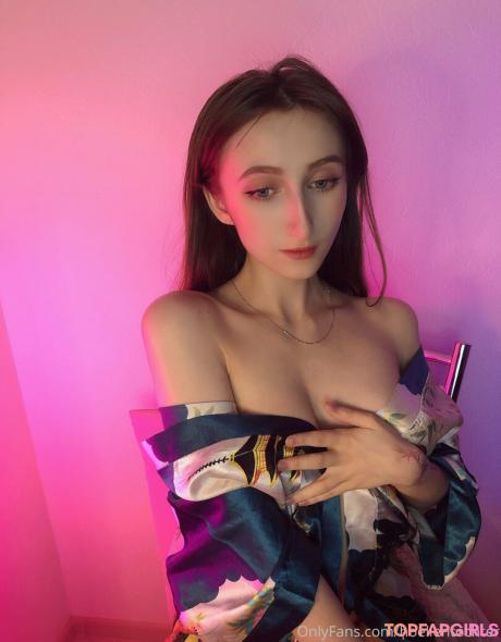 Roxane nude leaked OnlyFans photo #146