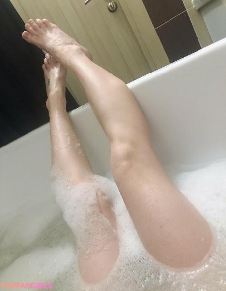 Roxane nude leaked OnlyFans photo #203