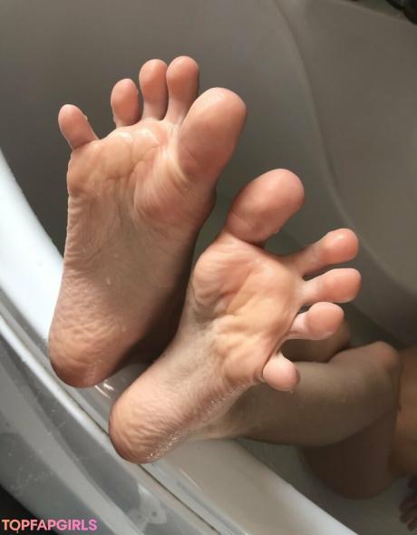 Roxane nude leaked OnlyFans photo #321