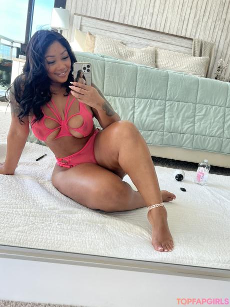 EatMahKandy nude leaked OnlyFans photo #15