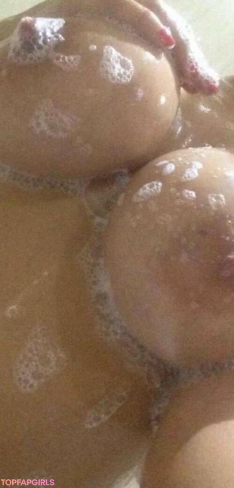 Courtney nude leaked OnlyFans photo #8
