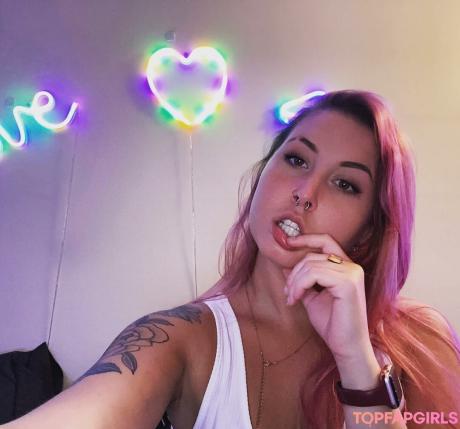 Scarlett nude leaked OnlyFans photo #26