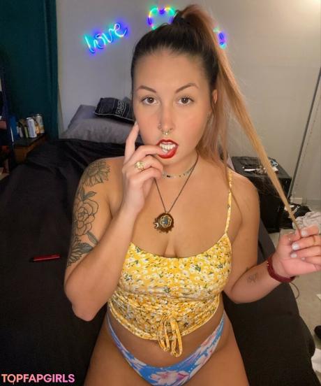 Scarlett nude leaked OnlyFans photo #57