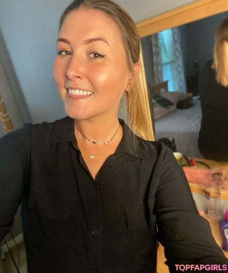 Scarlett nude leaked OnlyFans photo #80