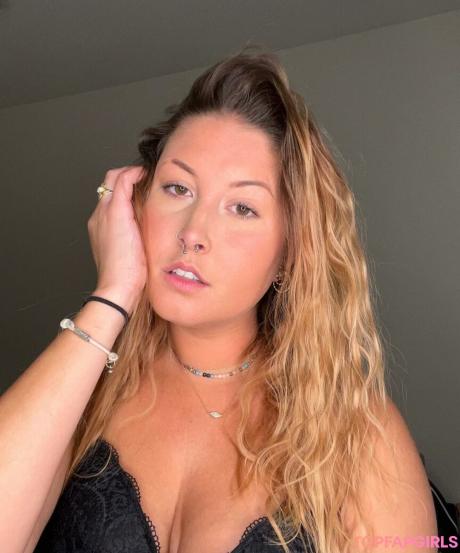 Scarlett nude leaked OnlyFans photo #83