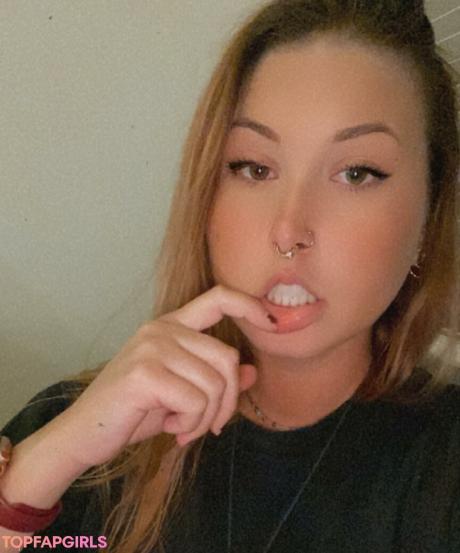 Scarlett nude leaked OnlyFans photo #85