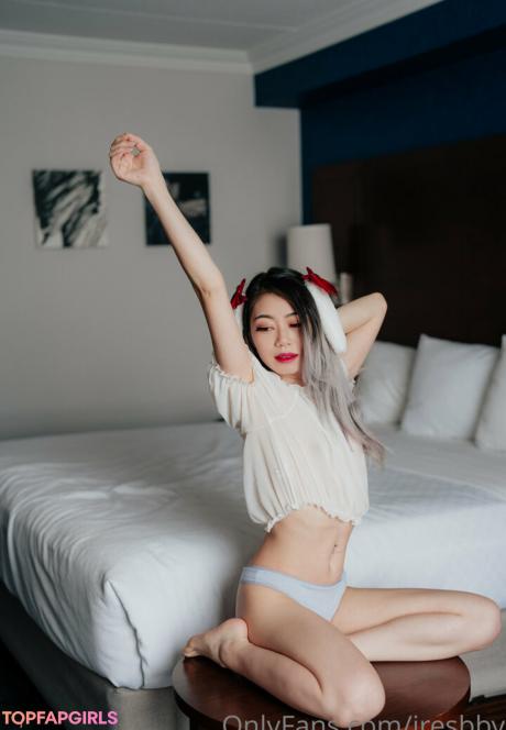 Iresbby nude leaked OnlyFans photo #7