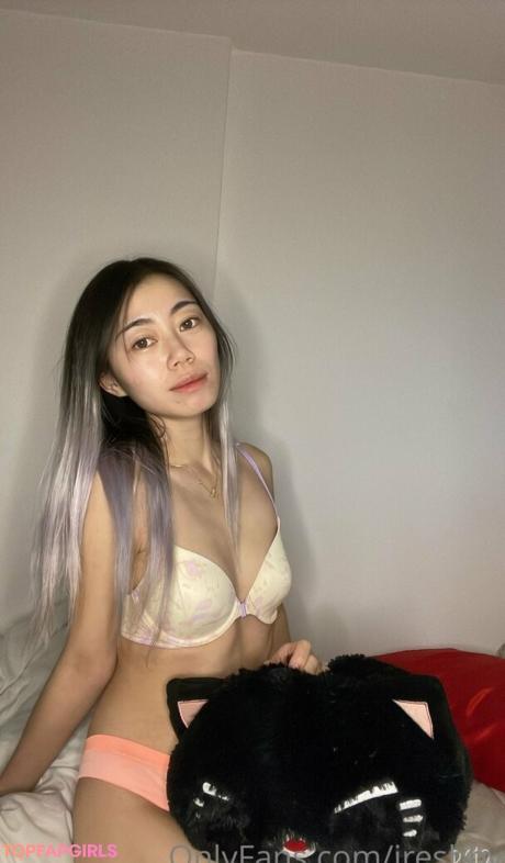 Iresbby nude leaked OnlyFans photo #74