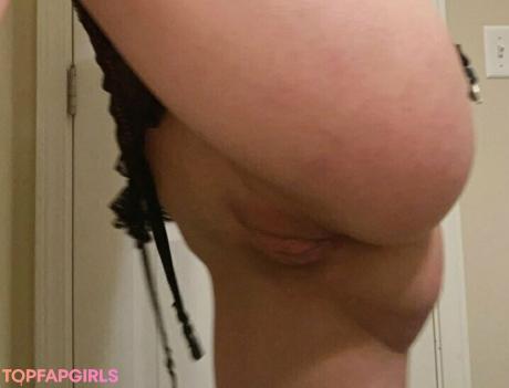 Gambiebambi nude leaked OnlyFans photo #2