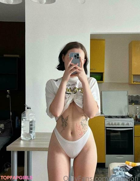 Tinnysofi nude leaked OnlyFans photo #31