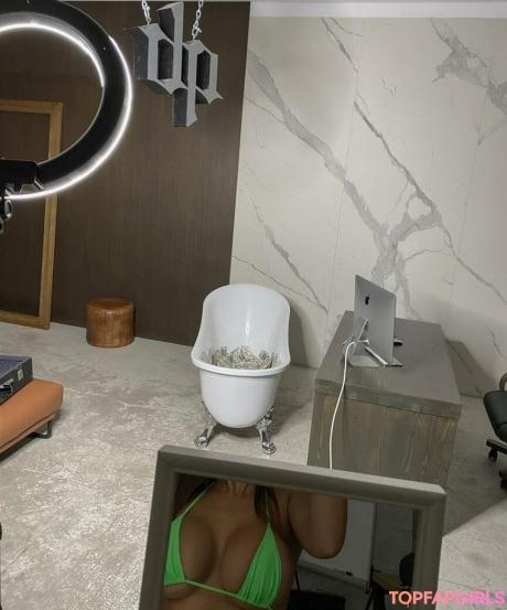 Anastasia nude leaked OnlyFans photo #65