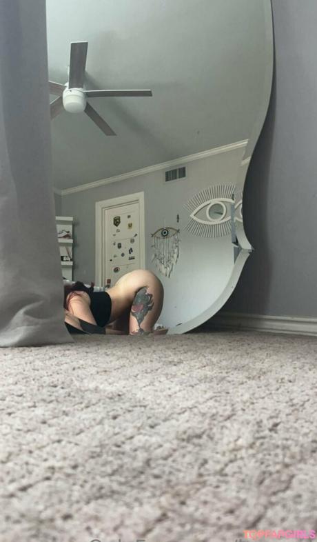 Luvvred nude leaked OnlyFans photo #7
