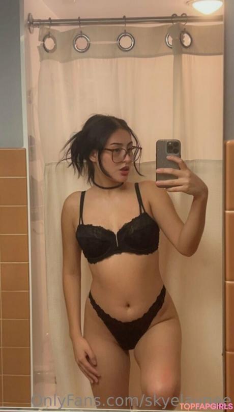 Skyelaynee nude leaked OnlyFans photo #65