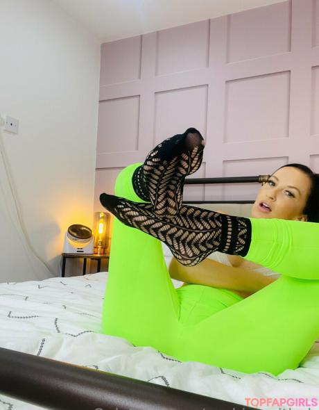 Sophiasmithuk nude leaked OnlyFans photo #1682
