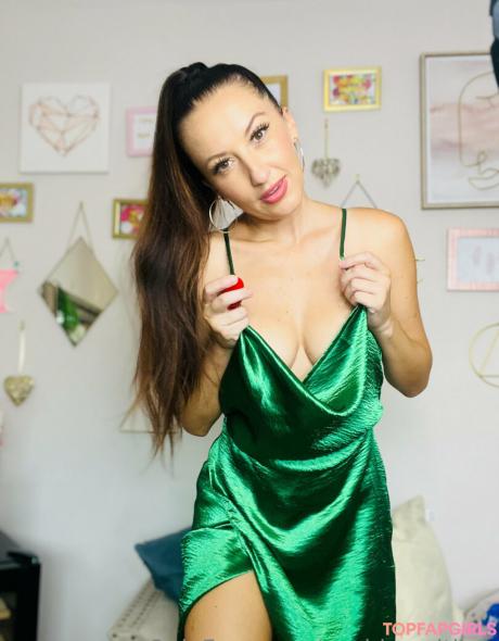 Sophiasmithuk nude leaked OnlyFans photo #1864