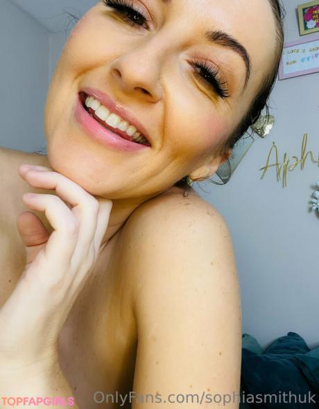 Sophiasmithuk nude leaked OnlyFans photo #2086