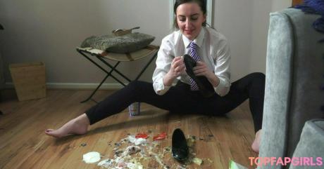Sophiasmithuk nude leaked OnlyFans photo #2539