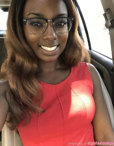 Goddessdevyn nude leaked OnlyFans photo #15