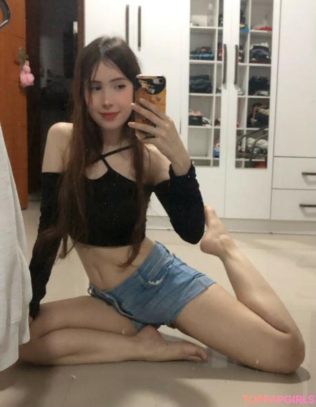 Kalimaraa nude leaked OnlyFans photo #83