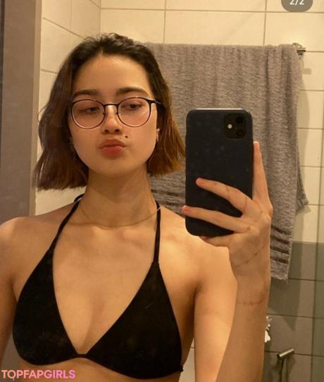 Alexiasav nude leaked OnlyFans photo #4