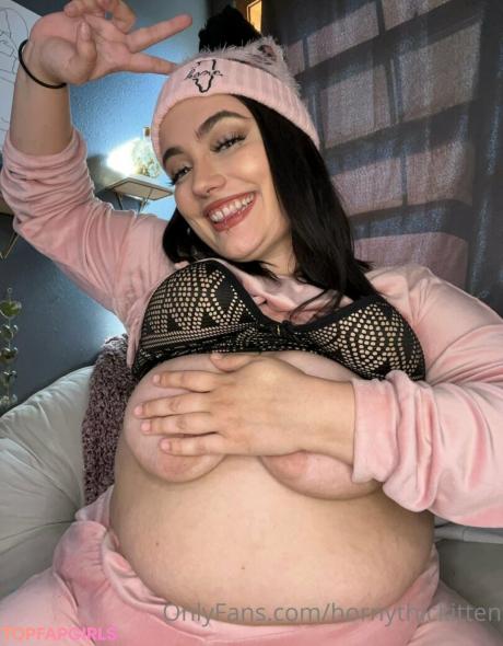 Hornythickitten nude leaked OnlyFans photo #210