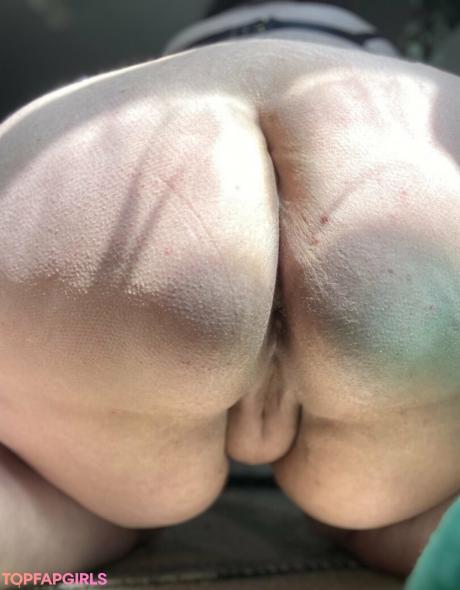 Hornythickitten nude leaked OnlyFans pic