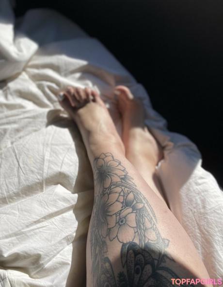 Hornythickitten nude leaked OnlyFans photo #48