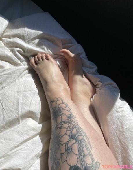 Hornythickitten nude leaked OnlyFans photo #49