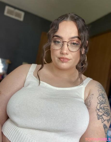 Hornythickitten nude leaked OnlyFans photo #55