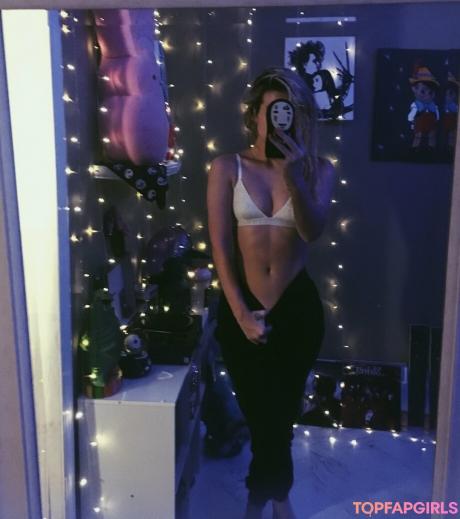 BellaaMarieTV nude leaked OnlyFans photo #14