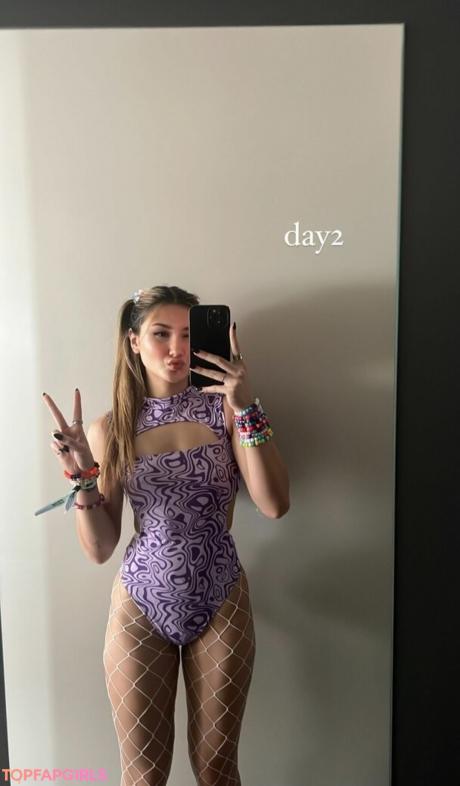 Leoniemontybtw nude leaked OnlyFans photo #17