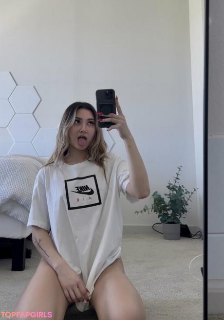 Leoniemontybtw nude leaked OnlyFans photo #25