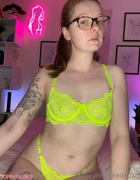 Roxyredheadxoxo nude leaked OnlyFans photo #25