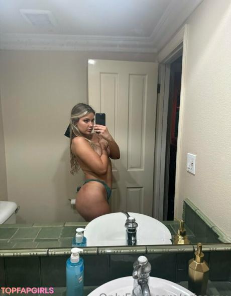 Erica nude leaked OnlyFans photo #4
