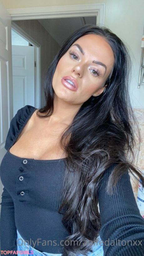 Evadeexo nude leaked OnlyFans photo #18