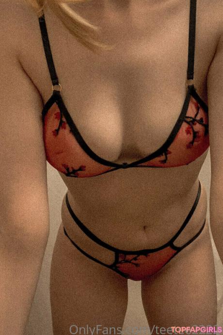 Teetee2222 nude leaked OnlyFans photo #48