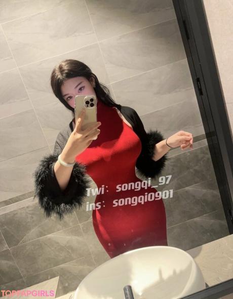 Songqi nude leaked OnlyFans photo #6