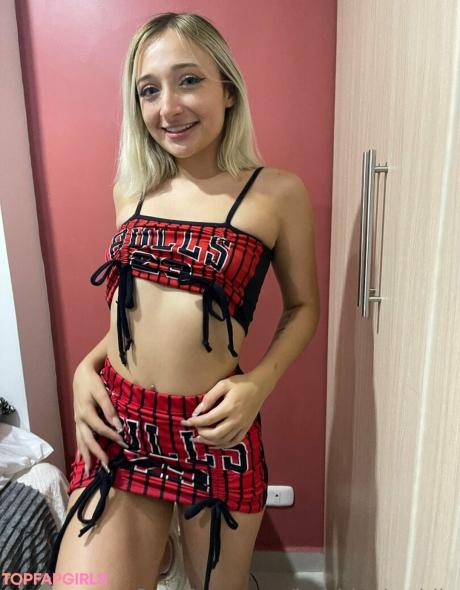 Bubblyybaddie nude leaked OnlyFans photo #8