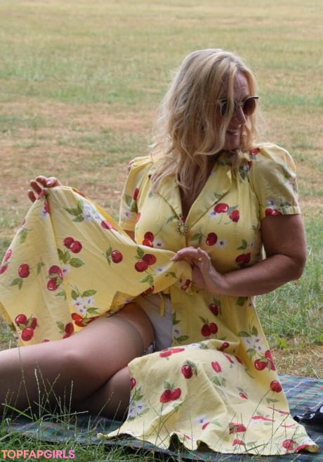 Mrs nude leaked OnlyFans photo #61