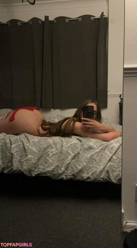 Lilywatson25 nude leaked OnlyFans photo #13