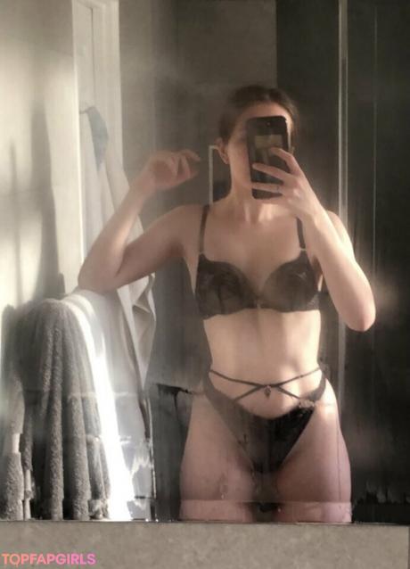 Lilywatson25 nude leaked OnlyFans photo #29