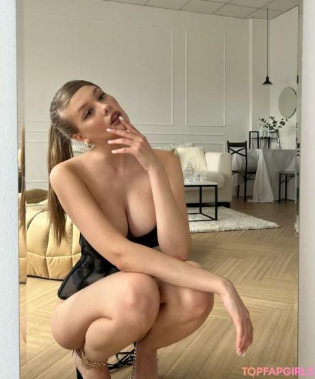 Darina nude leaked OnlyFans photo #28