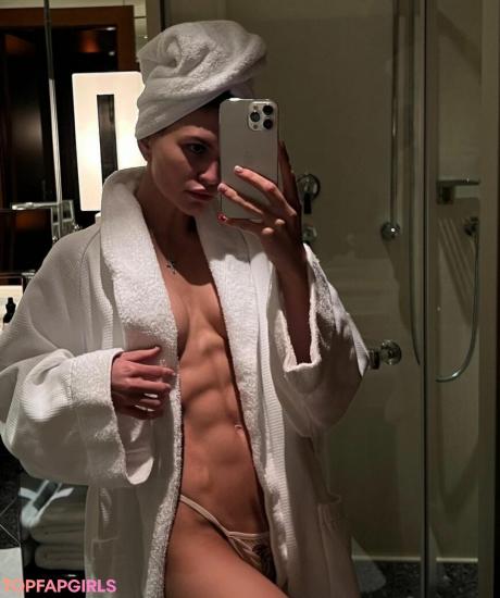 Anastasiia nude leaked OnlyFans photo #10