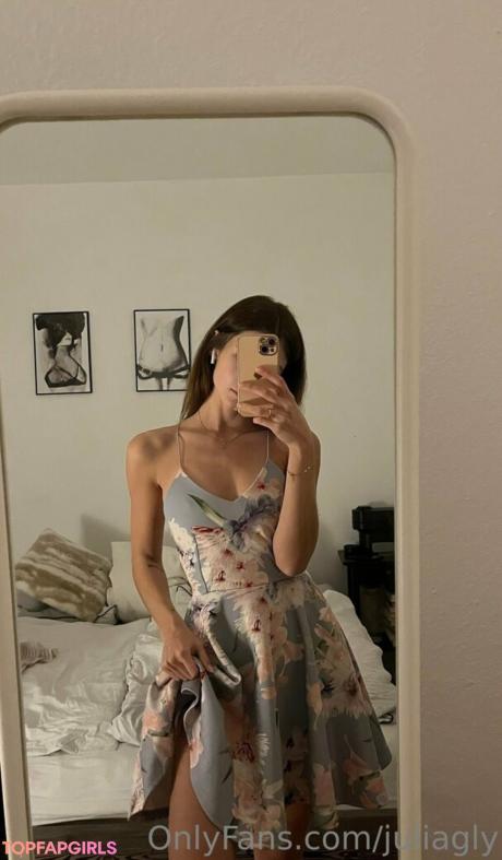 Julia nude leaked OnlyFans photo #124
