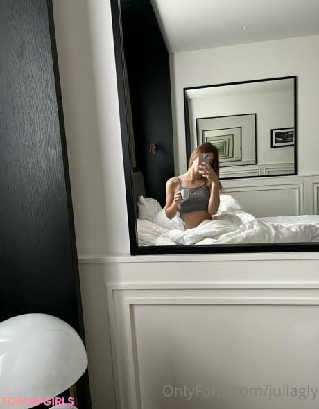 Julia nude leaked OnlyFans photo #151