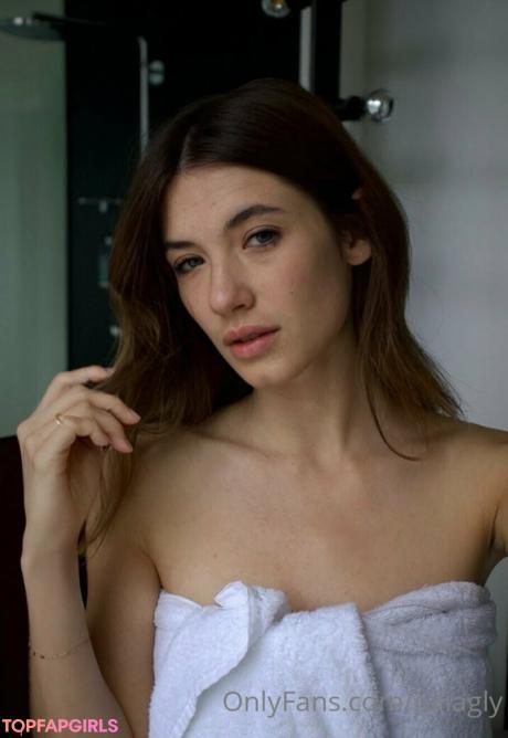 Julia nude leaked OnlyFans photo #156