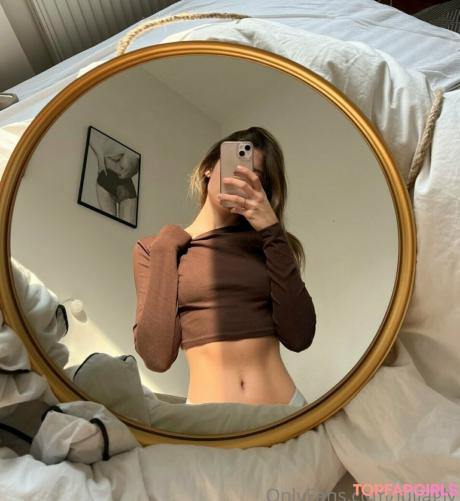 Julia nude leaked OnlyFans photo #167