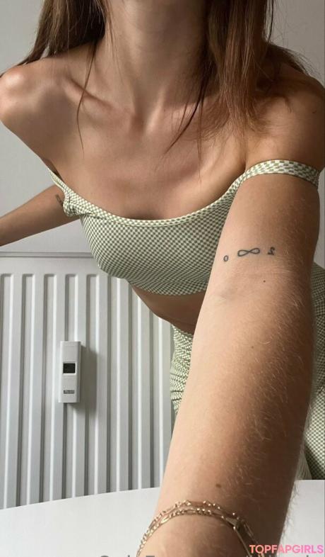 Julia nude leaked OnlyFans photo #184