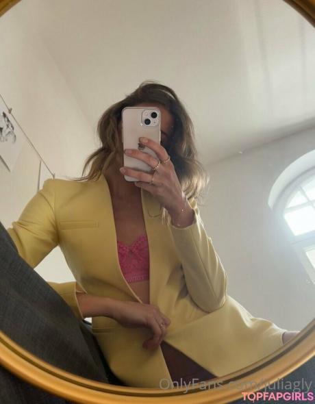 Julia nude leaked OnlyFans photo #203